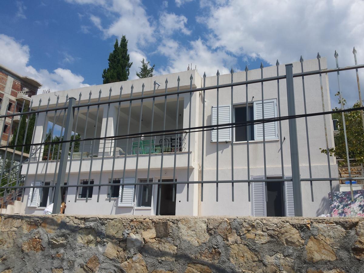 Afroditi'S View Himarë Exterior foto